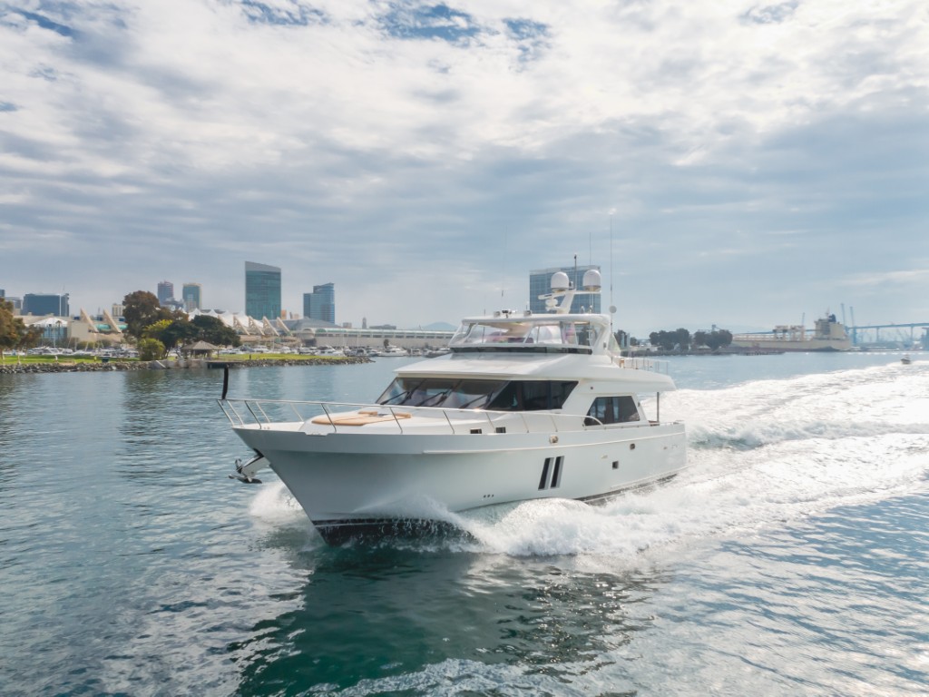 2015 Ocean Alexander 72 Pilothouse